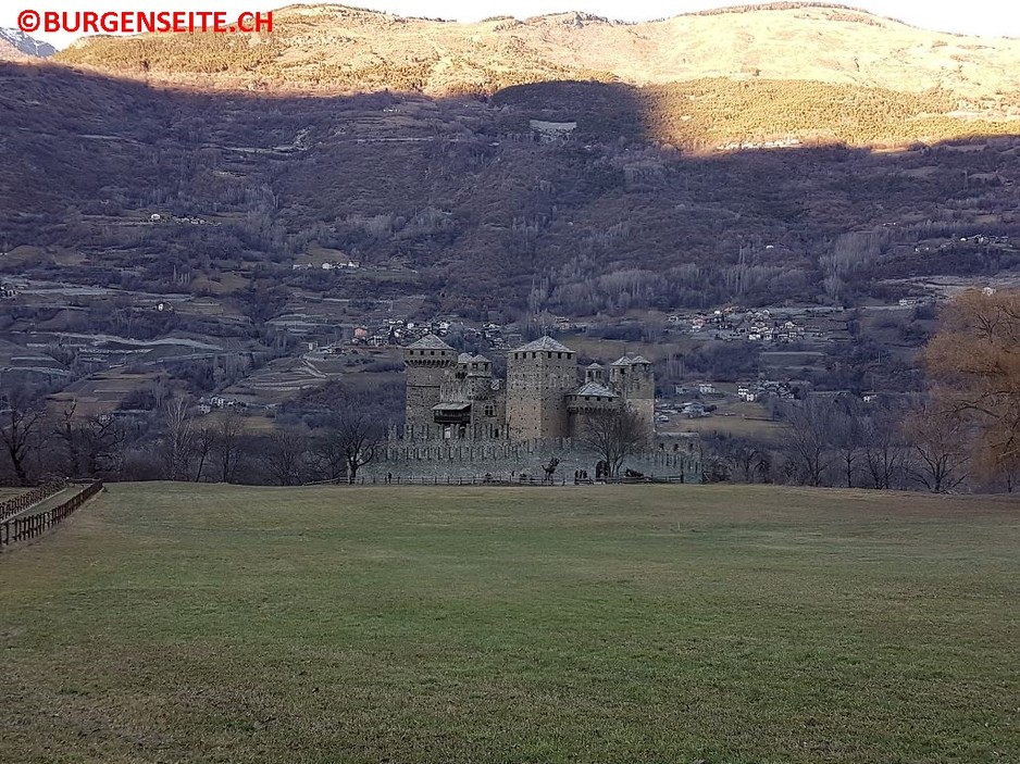 Burg Fénis