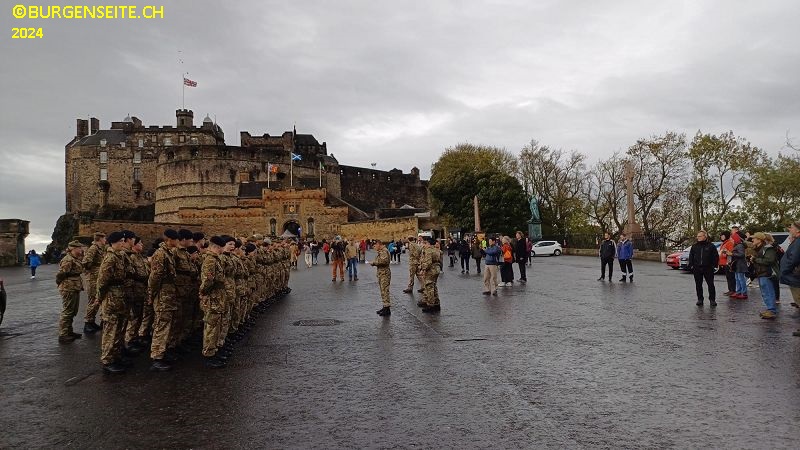 Edinburgh-Castle–4- Castle Edinburgh